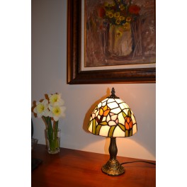 Настолна лампа в стил Тифани "Tulips"
